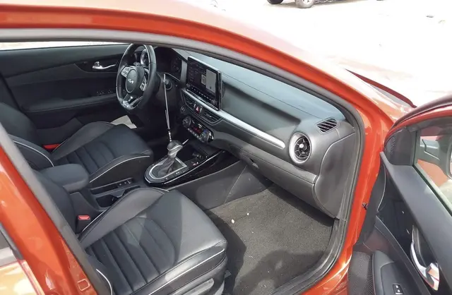 2022 KIA Forte, VIN 3KPF54AD3NE455184 - photo 9
